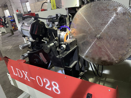 पूर्ण स्वचालित सीएनसी डबल पीस सिर साइड कोण गियर देखा ब्लेड पीस मशीन LDX-028A
