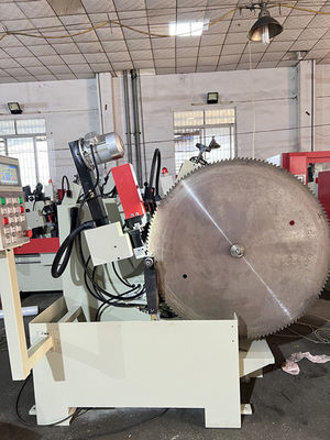 LDX-020B बड़े सीएनसी परिपत्र देखा ब्लेड सामने और पीछे कोण पीसने की मशीन